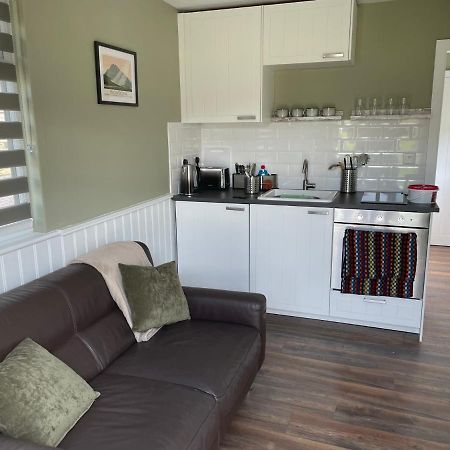 Вилла Tyddyn Bach Bunkhouse Бетс-и-Койд Экстерьер фото